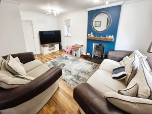 Lounge- click for photo gallery